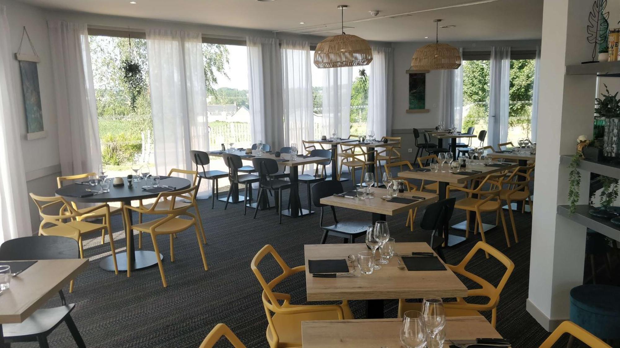 Brit Hotel Au Pays De Vitre Étrelles Dış mekan fotoğraf