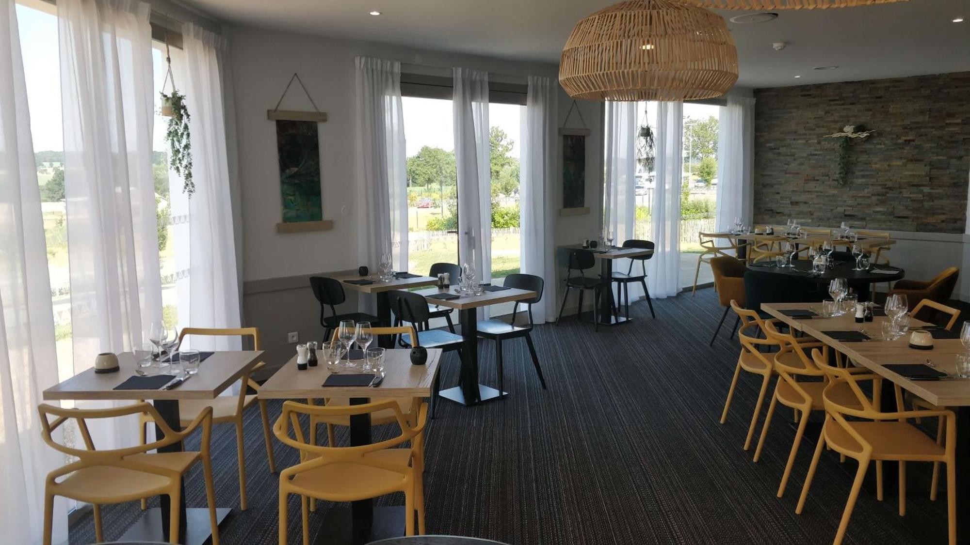 Brit Hotel Au Pays De Vitre Étrelles Dış mekan fotoğraf