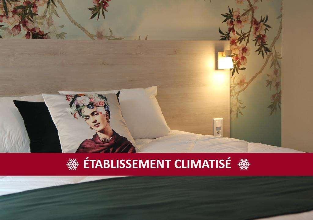 Brit Hotel Au Pays De Vitre Étrelles Oda fotoğraf